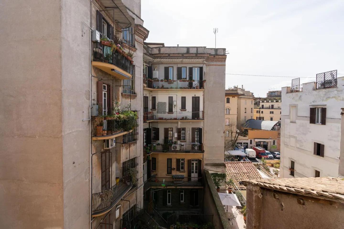 15 Min From Piazza Venezia Skyline Sanctuary In Trastevere Exteriér fotografie